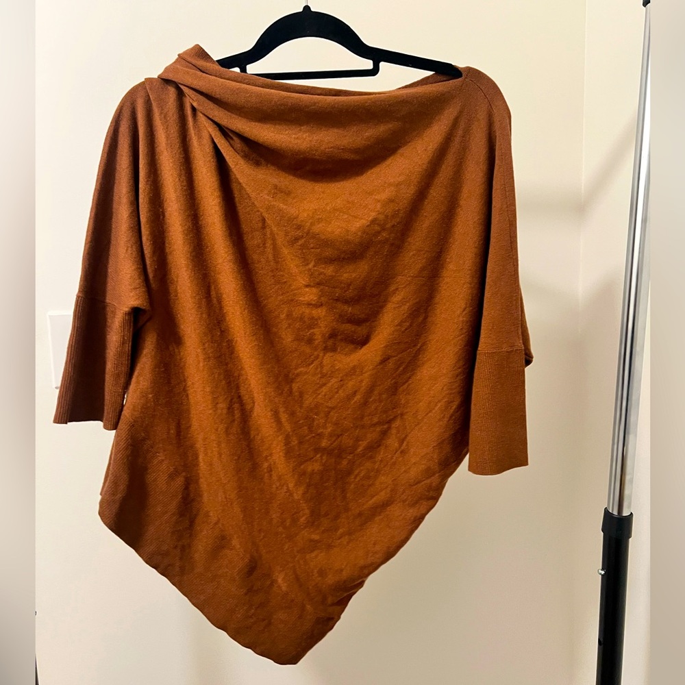 Prologue off the shoulder top